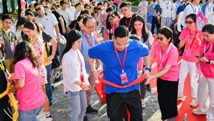 60對兩岸青年互動甜蜜「撒糖」，第四屆「心心相印」聯誼活動在深圳舉行