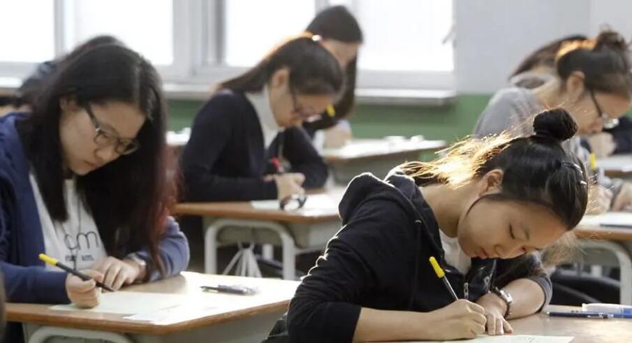 韓國2024學年高考今天開考 尹錫悅發文鼓勵考生