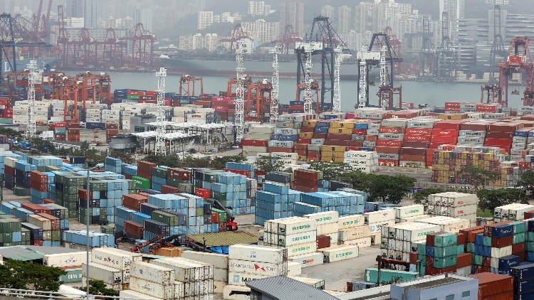 香港出口17個月來首錄升幅 環球利率高企續抑出口