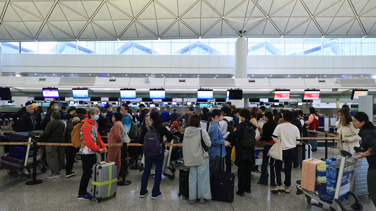日航客機羽田機場起火 機管局：本港至少5班航機受影響