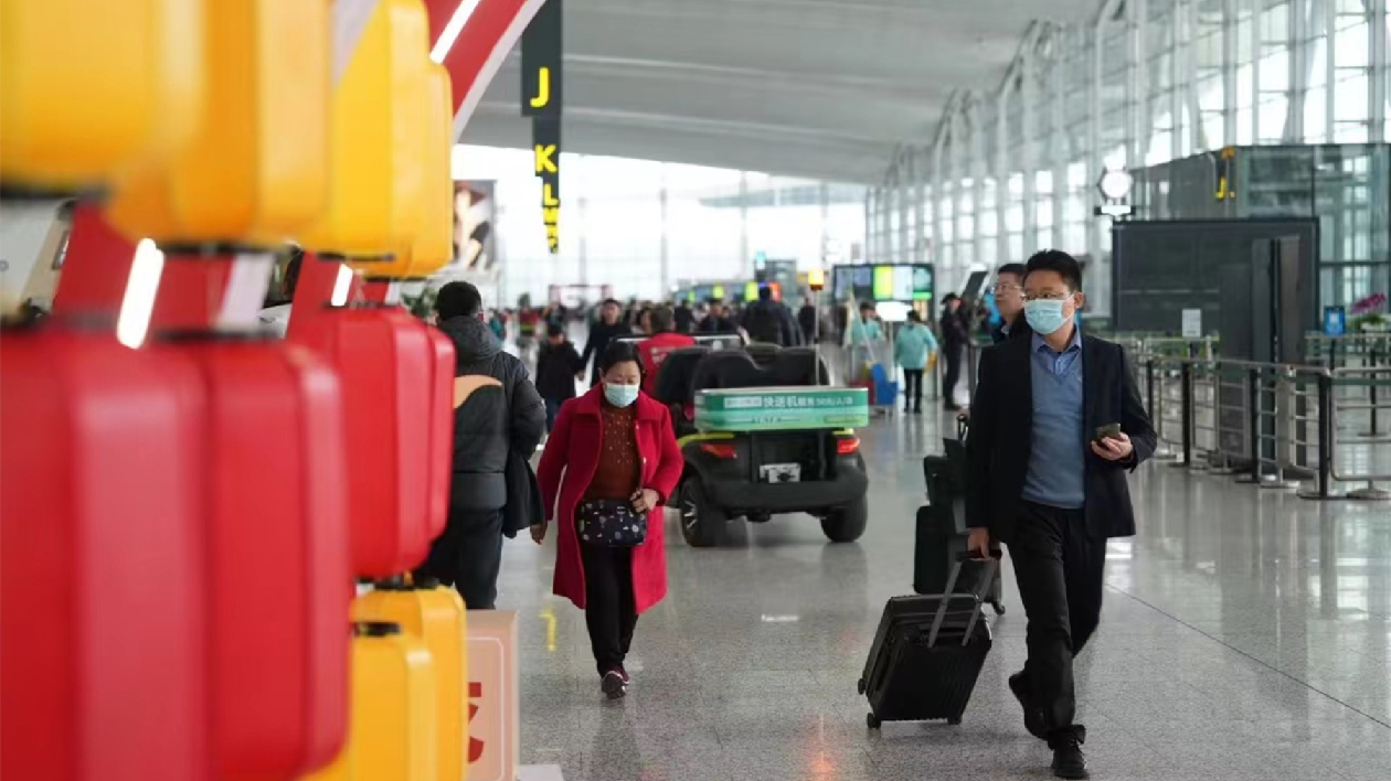 春運首日廣州白雲機場預計接送旅客超23萬