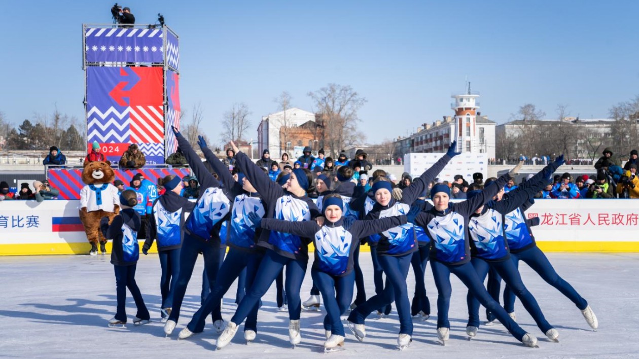 2024中俄界江黑龍江國際冰雪汽車挑戰賽在黑河舉行