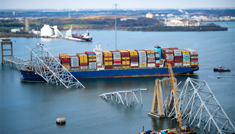美國馬里蘭州長望盡快重開巴爾的摩港 首先運走大橋殘骸開臨時航道