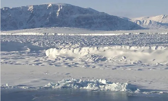 新研究：格陵蘭島東北部冰川正大量融化 