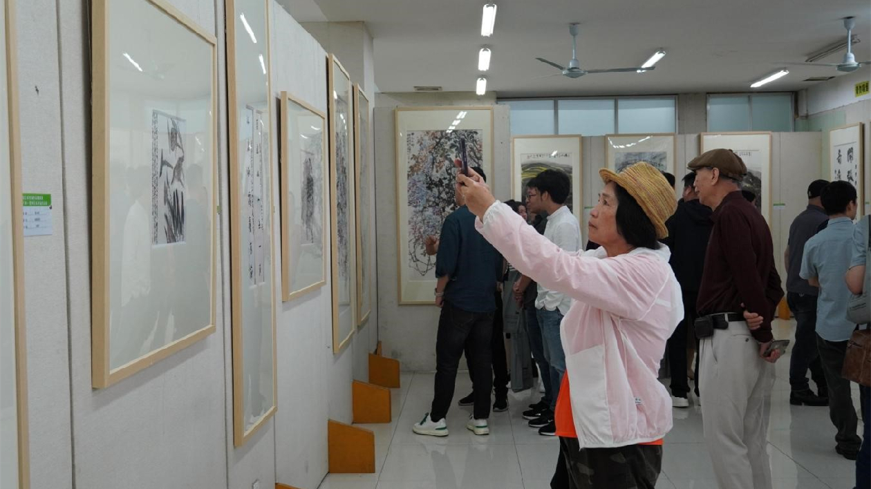 粵桂藝術名家在賀舉辦聯合作品展
