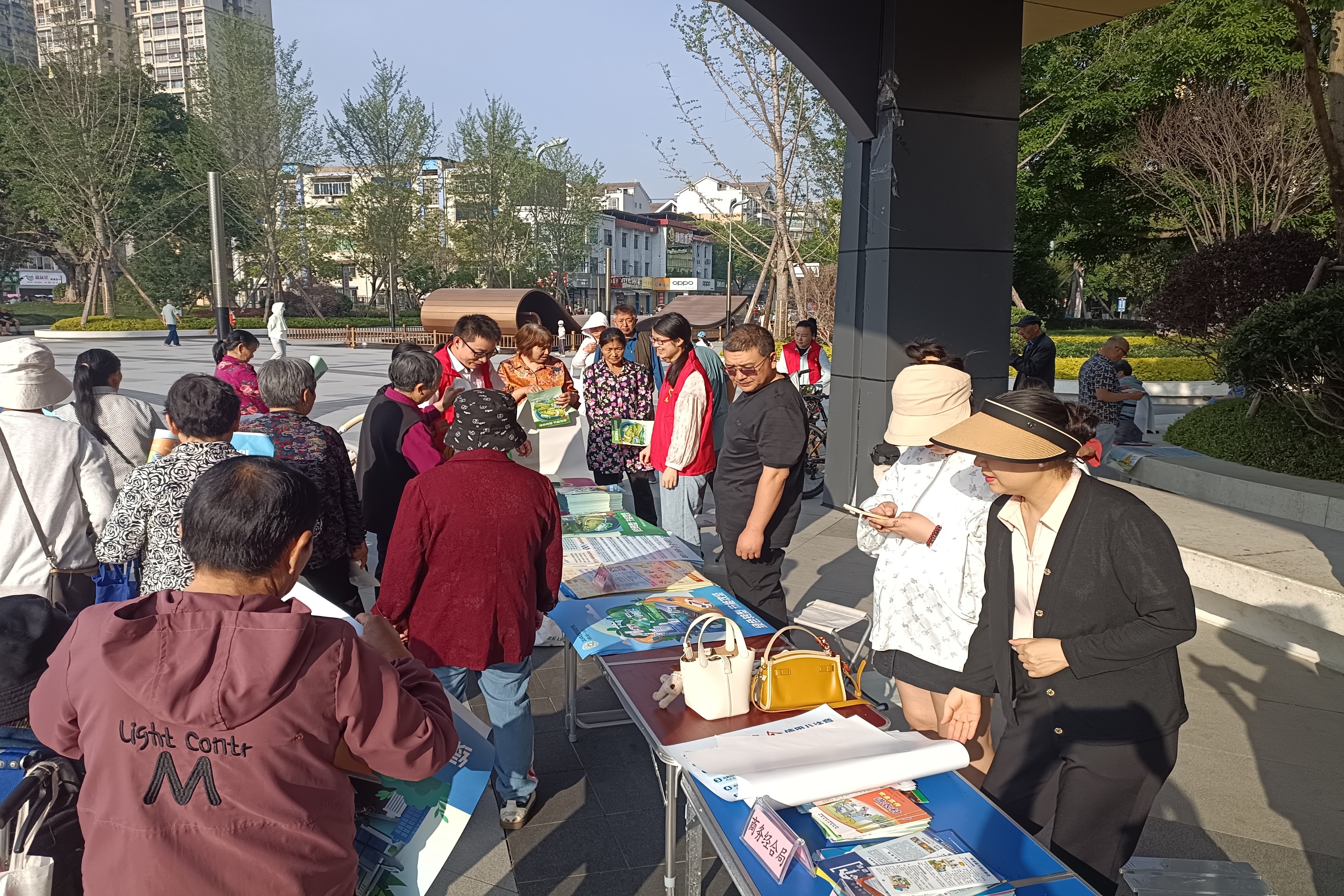 四川梓潼舉行全國低碳日宣傳活動