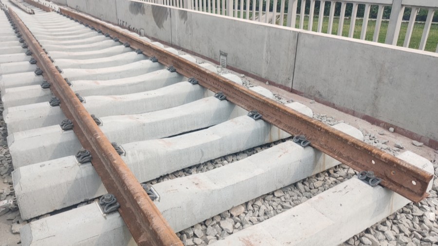 珠三角城際廣清南延項目正式啟動鋪軌
