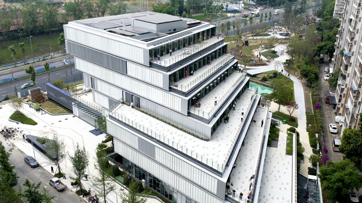 探秘中國五冶科技中心：四川首座近零能耗公共建築的節能奧秘