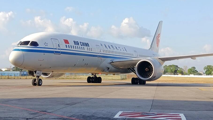 免簽正式生效！中國直飛航班抵達古巴哈瓦那
