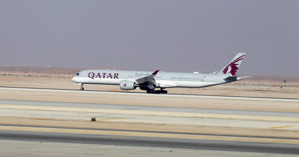 卡塔爾航空波音客機遇亂流 12人受傷