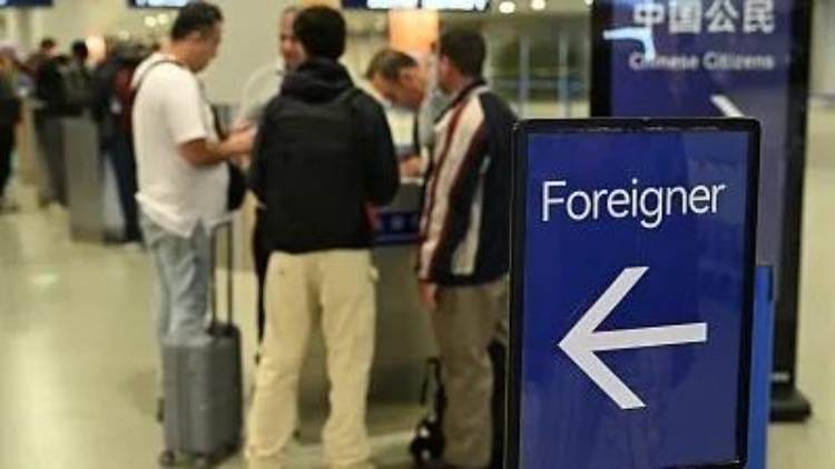文博會期間外籍旅客出入境同比增逾8成