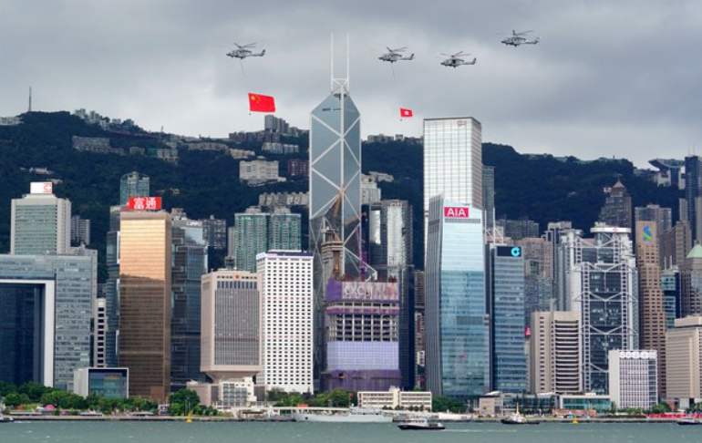 【來論】與祖國「更近」的香港必有光明未來 ——批判羅奇評論文章