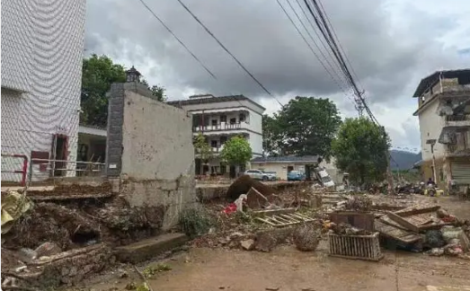廣東梅州兩地因強降雨災害致9死6失聯