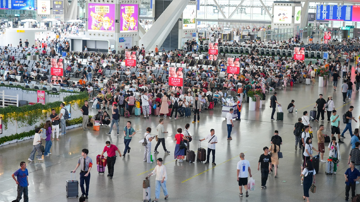 廣鐵暑運預計發送旅客1.27億人次