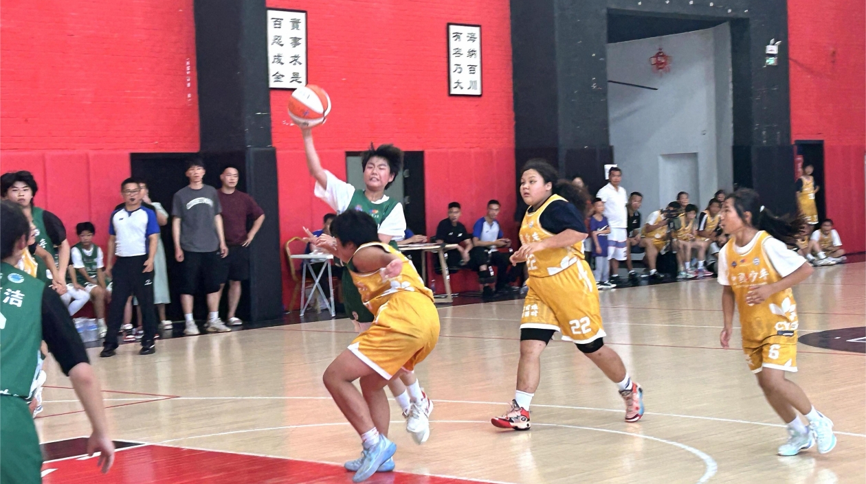 「奔跑吧·少年」第二屆中國城市青少年籃球聯賽（貴陽站）圓滿收官