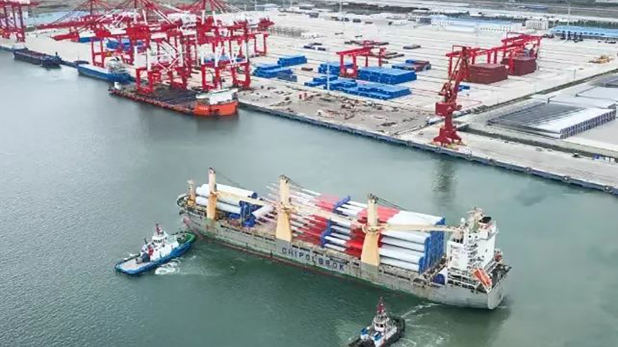 江蘇啟東口岸上半年出入境船舶流量同比增五成