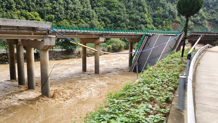 追蹤報道｜陝西柞水縣高速公路橋樑垮塌已致12人死亡