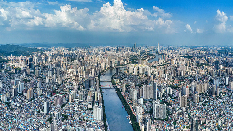 廣東經濟「半年報」發布，GDP超6.5萬億元
