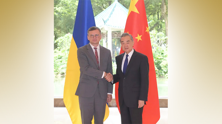 王毅在廣州同烏克蘭外長舉行會談