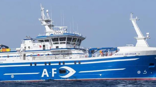 西班牙漁船沉沒事故已致9人死亡 另有4人失蹤