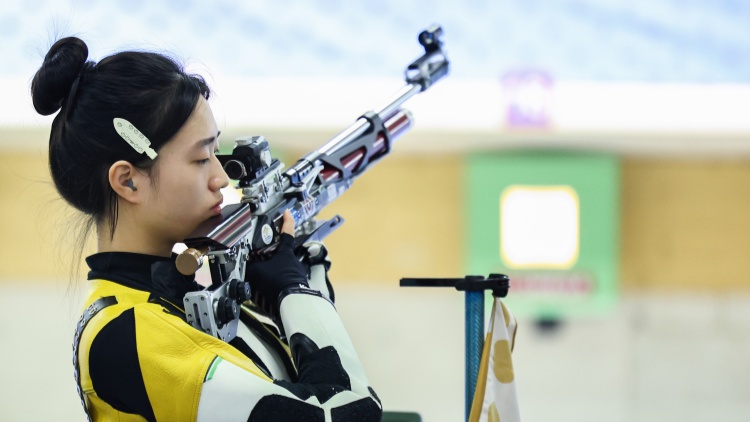 巴黎奧運 | 奧運會射擊女子10米氣步槍決賽黃雨婷摘銀