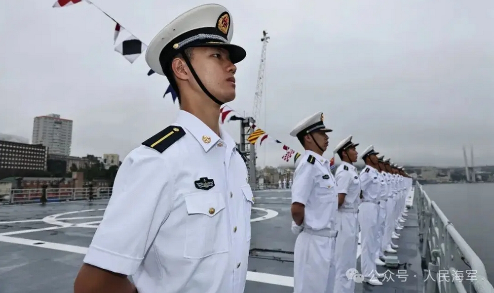 中國海軍龍虎山艦、鄭和艦結束對俄羅斯訪問 