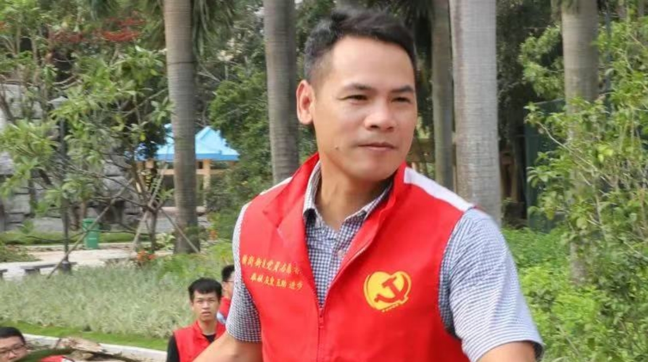 「全國先進工作者」！ 深圳龍崗一位社區書記的「小巷大愛」