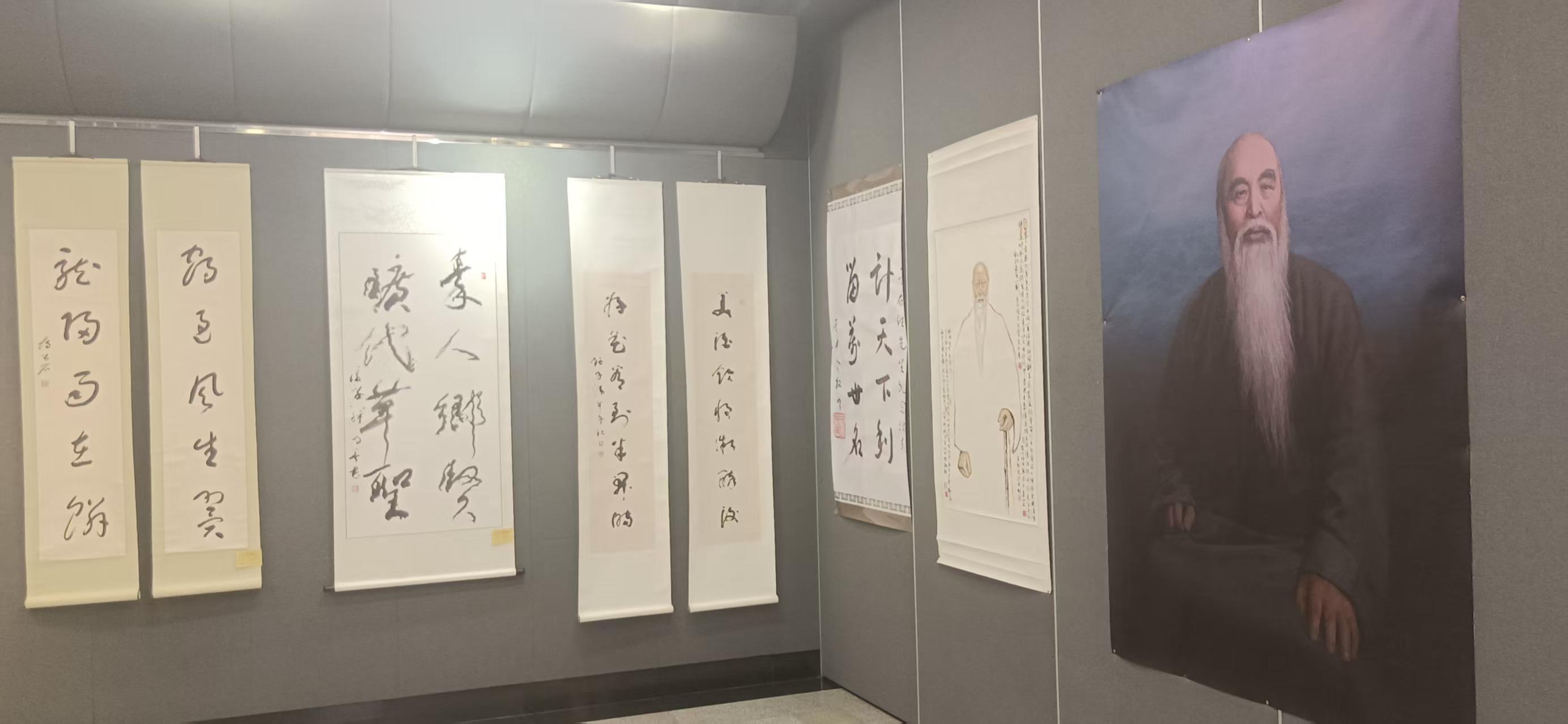 全球華人于右任流派國際書法作品展在港舉行