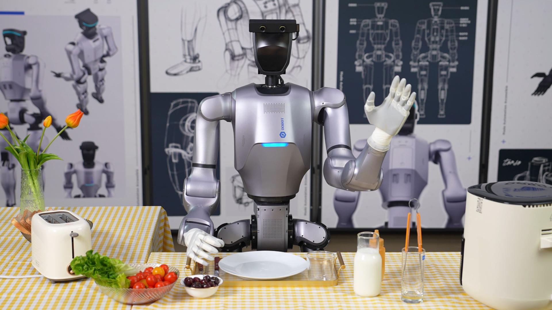 越疆與騰訊簽約，加速人形機器人向工業、家庭規模化落地