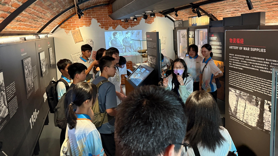 懲教署Captain Gor同學會參與多項暑期活動 了解香港抗戰歷史