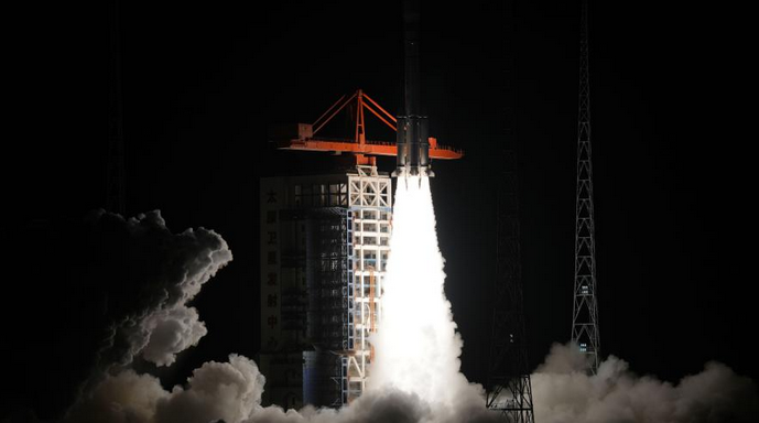 中國成功發射衛星互聯網低軌15組衛星