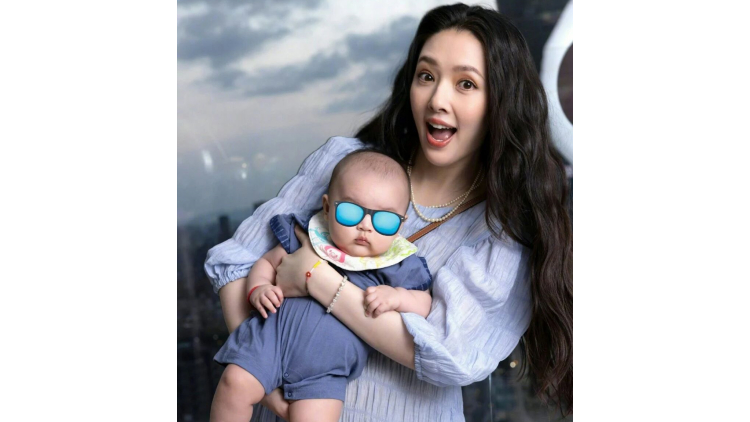 郭碧婷曝向太「給我很多錢」 大方回應分居：早非嫁雞隨雞年代！