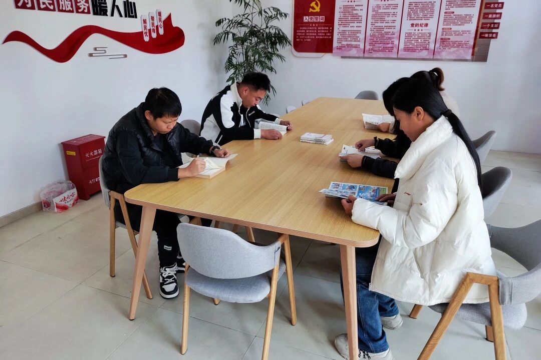 哈市香坊區圖書館金城社區分館開展讀書活動 書香浸潤社區暖人心