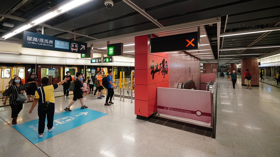 明年2月1日及3月8日屯馬線部分列車乘客須在紅磡站下車轉車