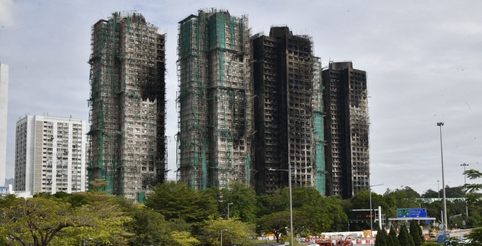 宏福苑大火 | 災民手寫信感謝暫住酒店及員工 獲街坊點讚