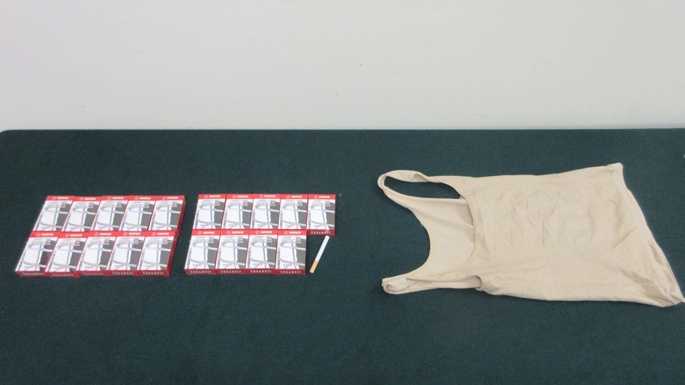 62歲女子攜帶381支未完稅香煙抵港 被判囚2個月