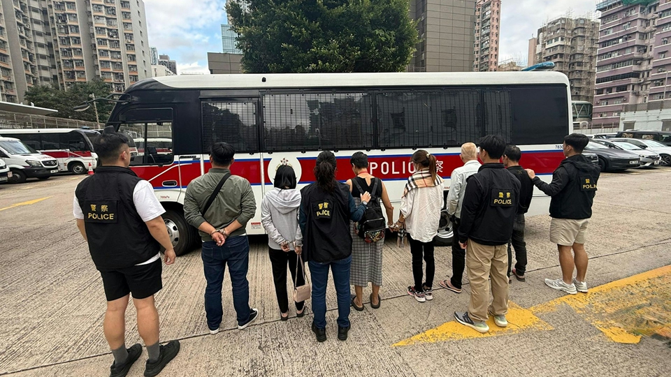 警方深水埗搗破非法釣魚機賭場 拘捕7人