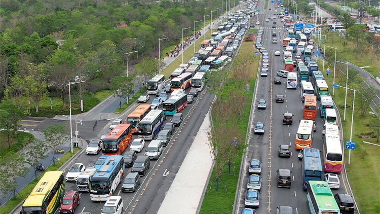 深圳「禁摩令」再續三年 除個別道路外全天禁行摩托車
