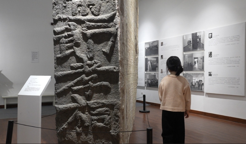 應於西遞 造藝天齊——記應天齊與他的《磚魂》