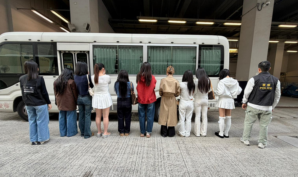 警方油麻地打擊賣淫 拘捕24名內地女子