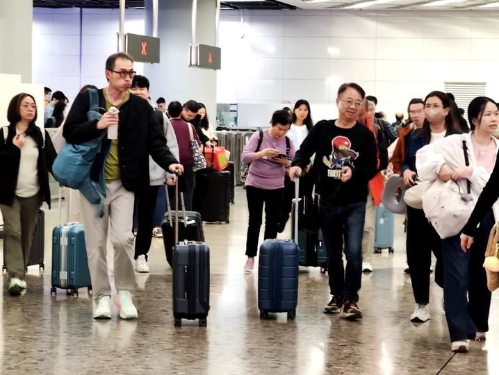 一連四日聖誕節長假期結束 市民陸續回港